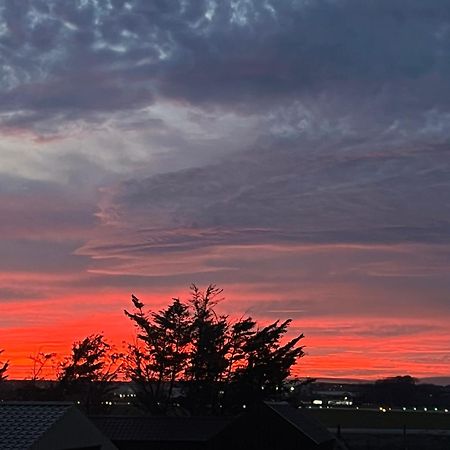 Southend Airport Bed & Breakfast Rochford Buitenkant foto