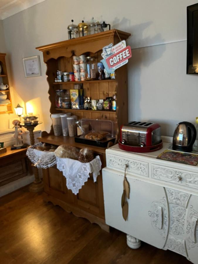 Southend Airport Bed & Breakfast Rochford Buitenkant foto