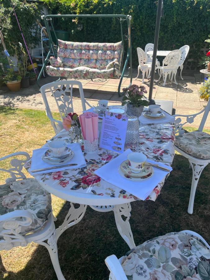 Southend Airport Bed & Breakfast Rochford Buitenkant foto