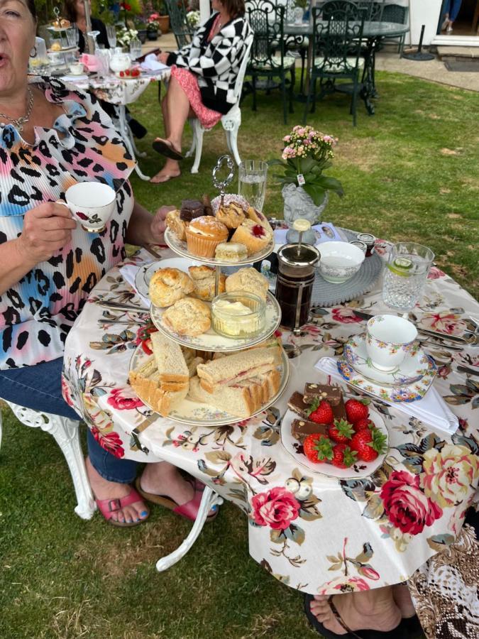 Southend Airport Bed & Breakfast Rochford Buitenkant foto