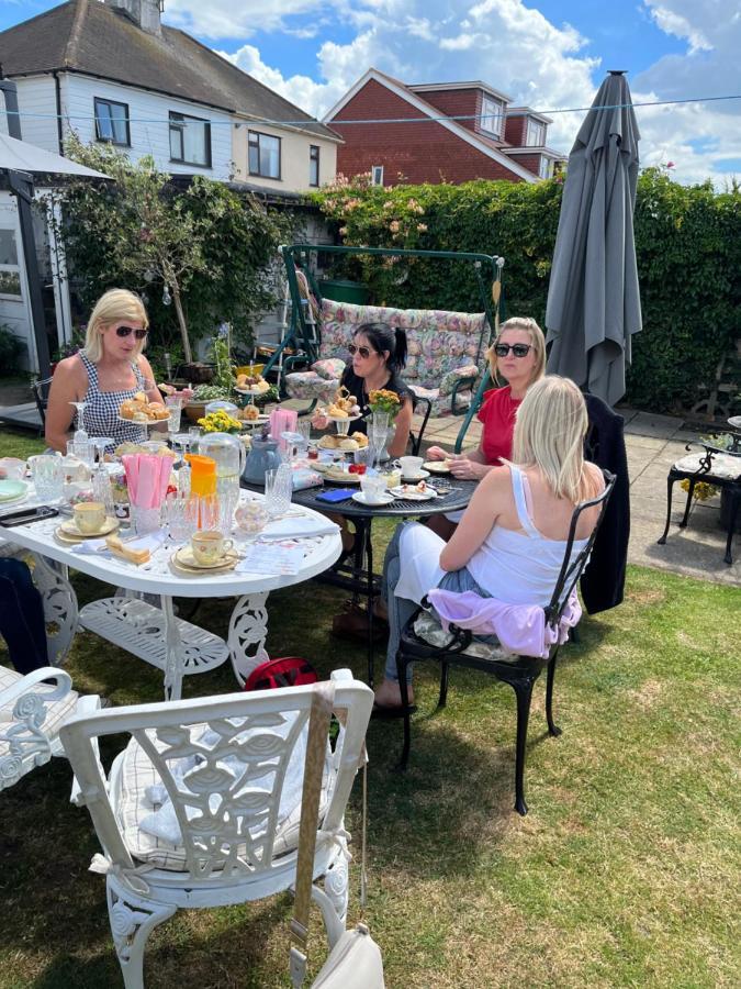 Southend Airport Bed & Breakfast Rochford Buitenkant foto