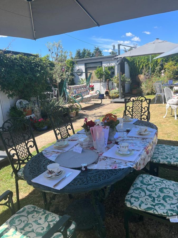 Southend Airport Bed & Breakfast Rochford Buitenkant foto